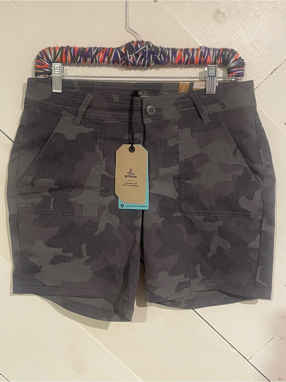 Prana Women’s Grey Camo Stretch Shorts
